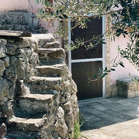 Trullo Contrada Stracca * Alliste