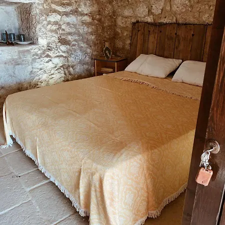 Country house Trullo Contrada Stracca *